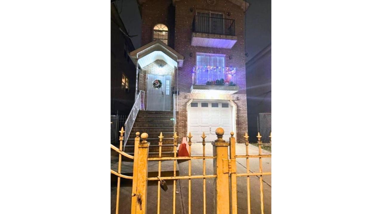 Divine Guest House Room D. 6Mins Near Ewr Newark Airport, 4Mins To Penn Station / Prudential المظهر الخارجي الصورة