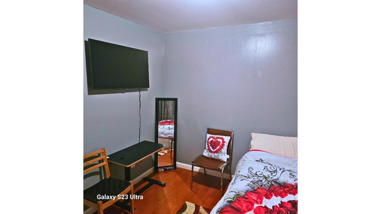 Divine Guest House Room D. 6Mins Near Ewr Newark Airport, 4Mins To Penn Station / Prudential المظهر الخارجي الصورة